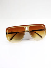 Classic Oversize Frame UV Sunglasses Sai Feel